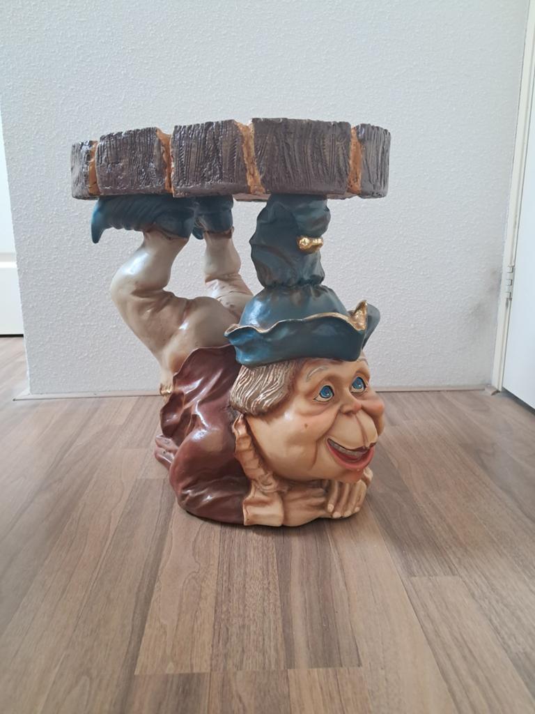 Uniek Laaf bijzettafeltje, Ophalen, Zo goed als nieuw, Beeldje of Poppetje