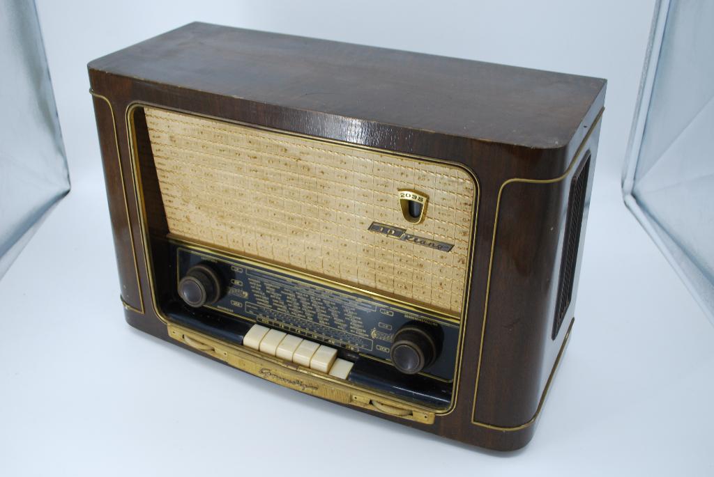 Buizenradio Grundig 2035, Ophalen, Grundig, Nb, Niet werkend
