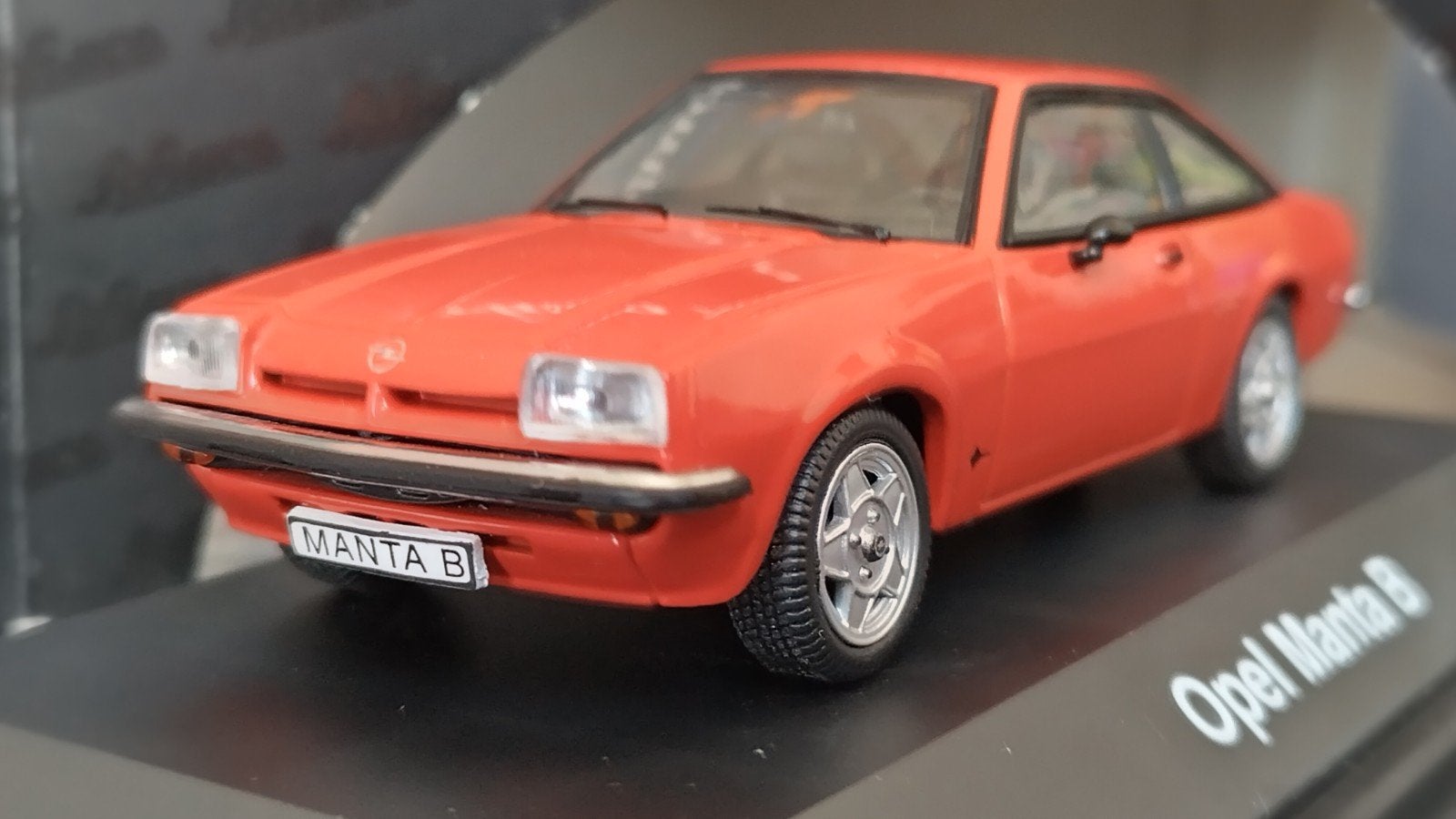 Opel Manta B 1:43 Schuco Pol, Hobby en Vrije tijd, Modelauto's | 1:43, Auto, ., Nieuw, Ophalen of Verzenden