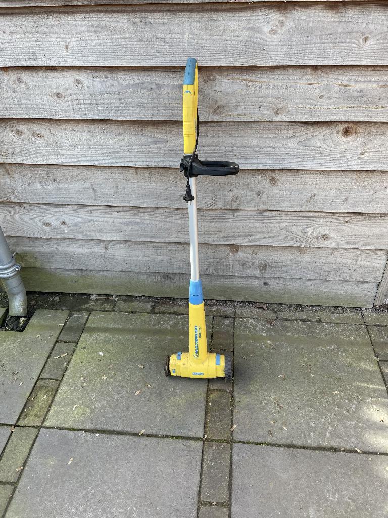 Gloria Multibrush onkruidborstel straatwerk, Tuin en Terras, Hand-tuingereedschap, Gebruikt, Onkruidsteker, Ophalen