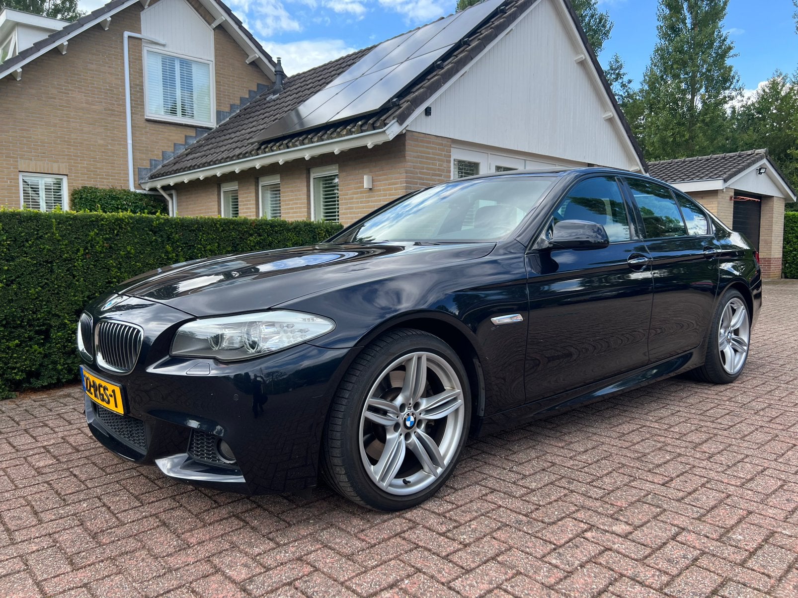 BMW 528i High Exe M-Pakket, Vol Leder, Achterwielaandrijving, Bedrijf, 1630 kg, 750 kg