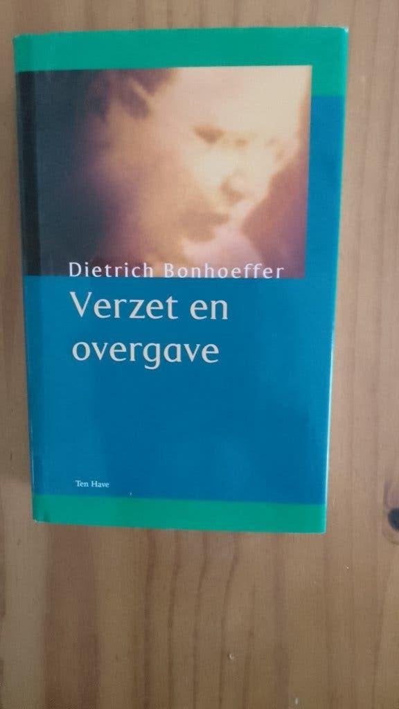Dietrich Bonhoeffer, Verzet en Overgave, Boeken, Ophalen of Verzenden, Zo goed als nieuw, Dietrich Bonhoeffer