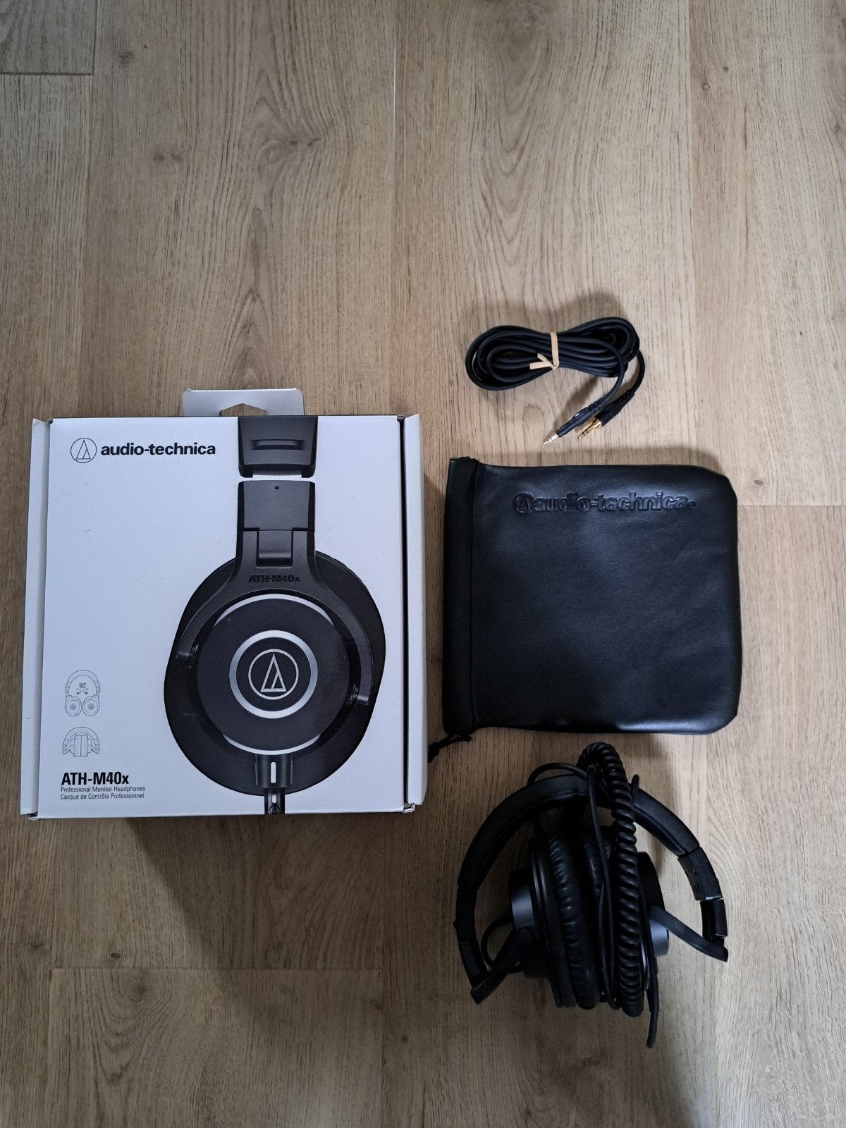 Audio-Technica ATH-M40x Studio Koptelefoon