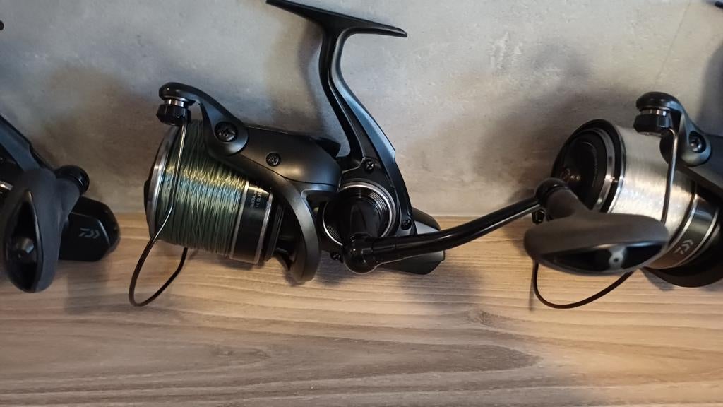 Daiwa emblem 35scw 3x zo goed als nieuw, Watersport en Boten, Hengelsport | Karpervissen, Ophalen of Verzenden, Zo goed als nieuw
