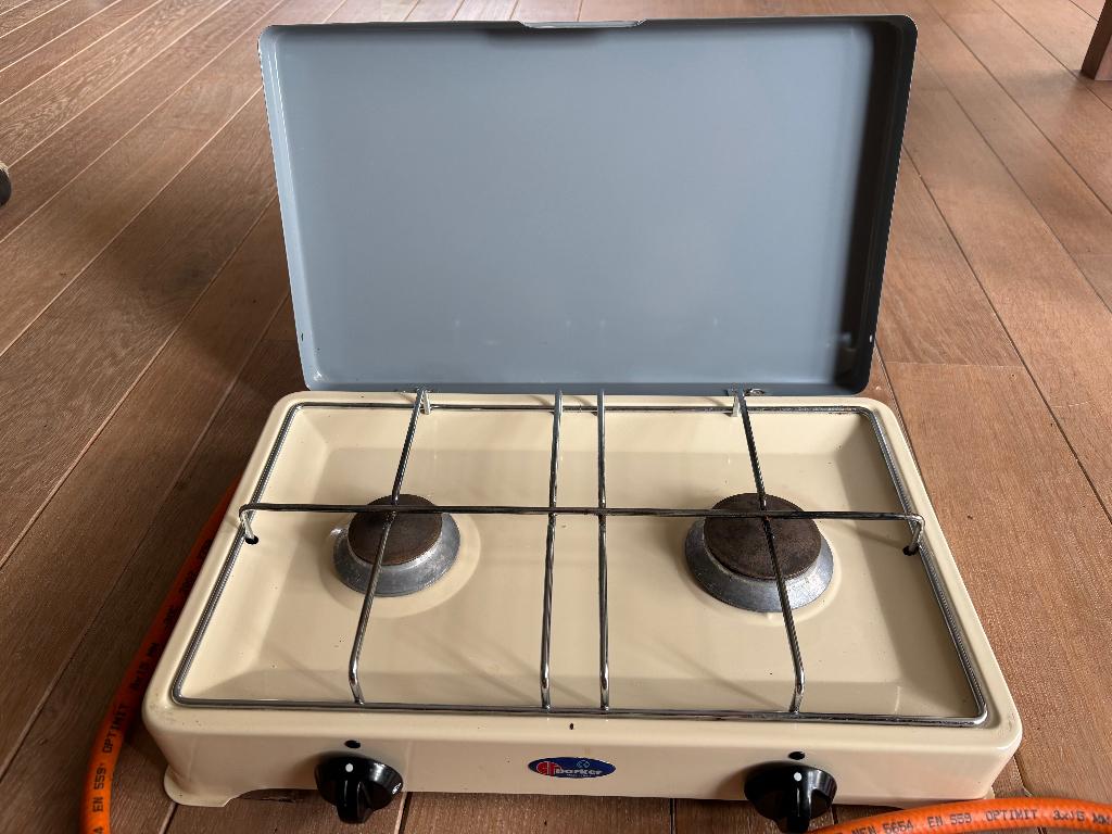 2 pits camping kookstel met installatie set, Ophalen of Verzenden, Gebruikt