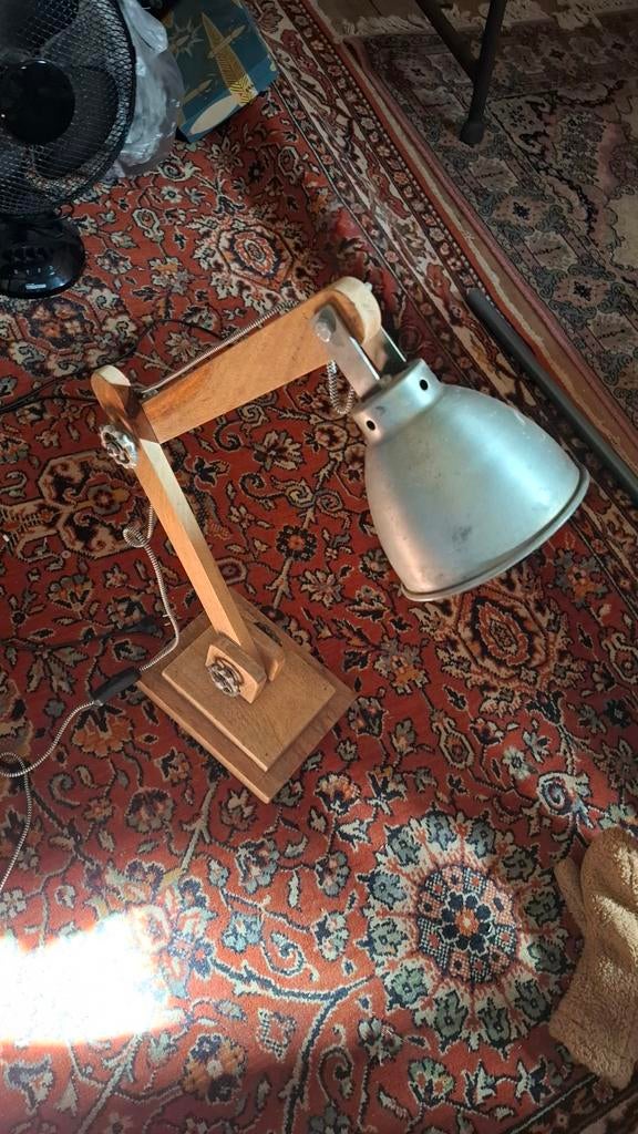 Oude lamp , bureau lamp brocante vintage, Huis en Inrichting, Lampen | Tafellampen, Ophalen, Minder dan 50 cm