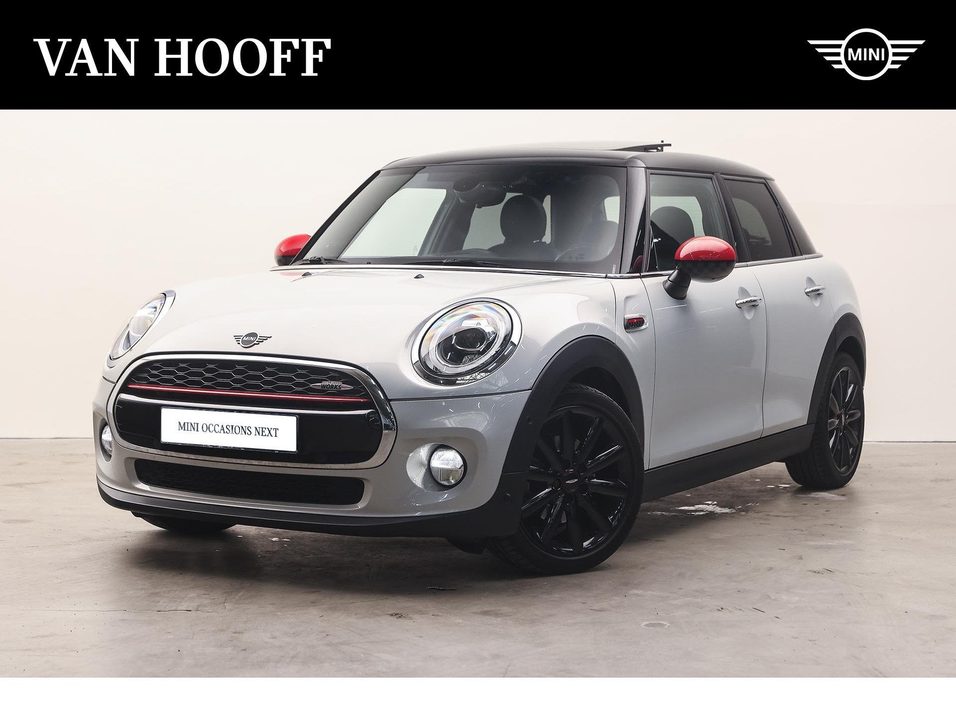 MINI Hatchback Cooper Chili Automaat / Panoramadak / Comfort, Auto's, Mini, Dealer onderhouden, Gebruikt, Met garantie (alle)