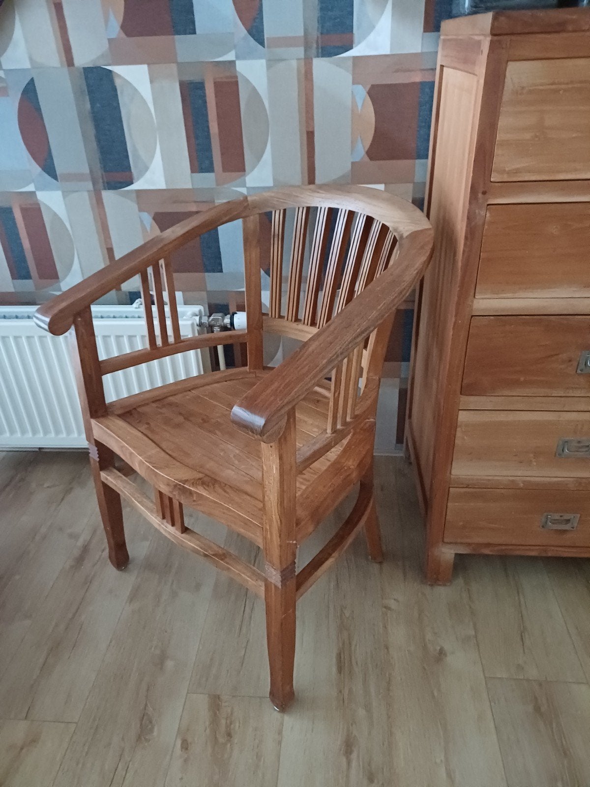 Teaken (eetkamer)stoel, Ophalen