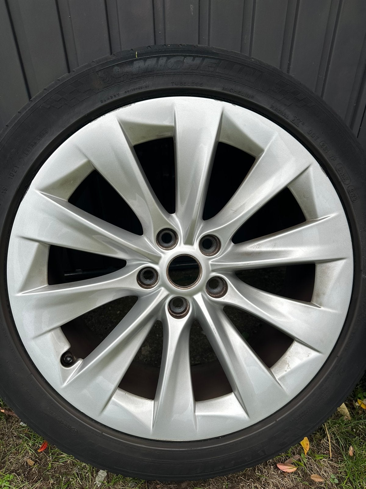 Foto 4 van Originele Tesla Velgen 19 inch model S