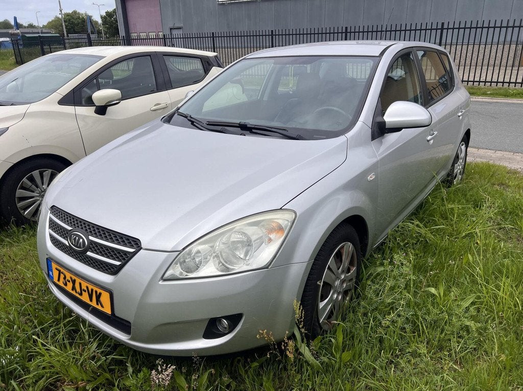 Kia cee'd 1.6 X-clusive LET OP handel/export defecte transmi, Auto's, Kia, Bedrijf, Te koop, (Pro) Cee d, ABS, Airbags, Airconditioning