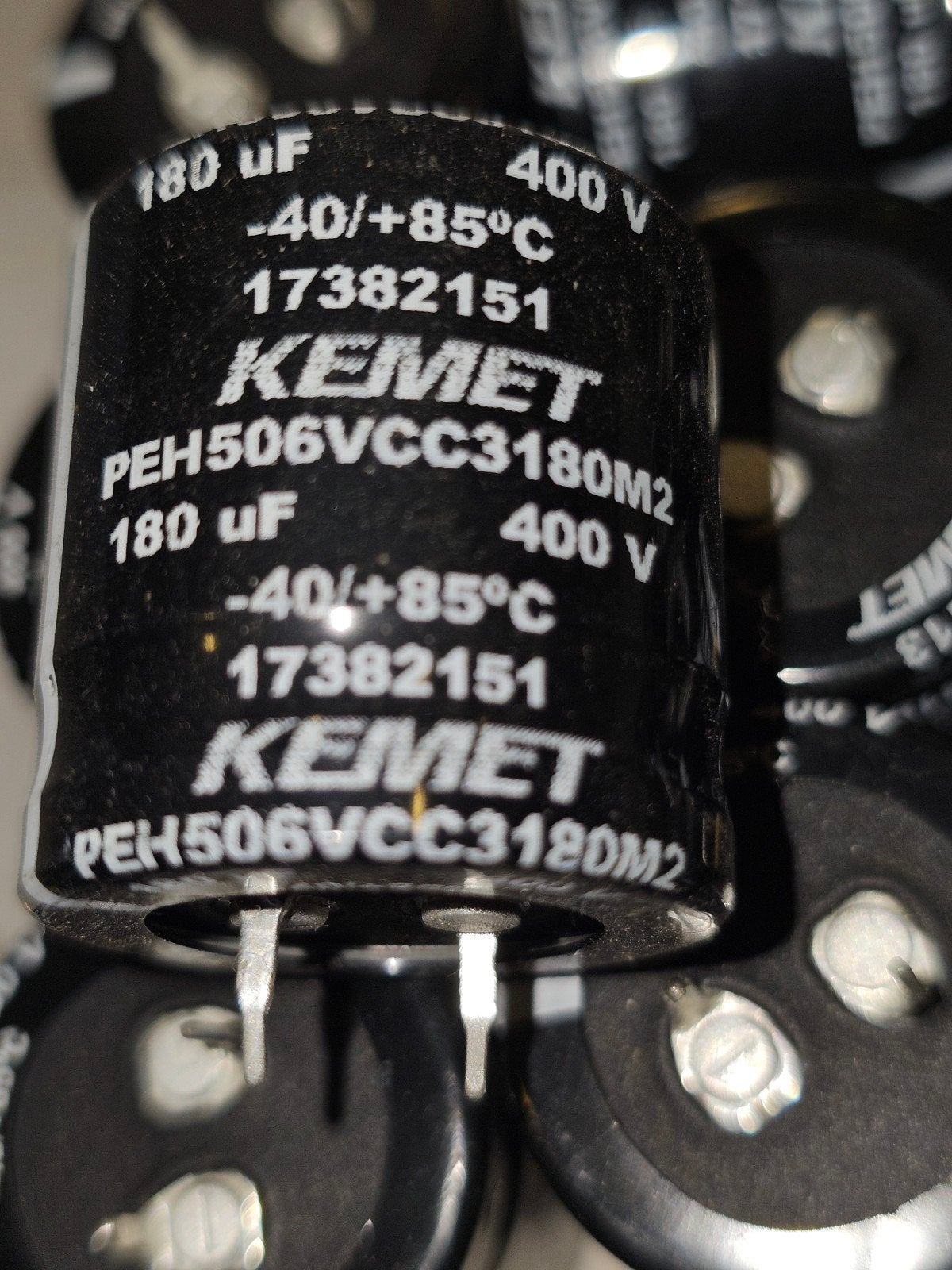 180uF 400V kemet, Ophalen of Verzenden