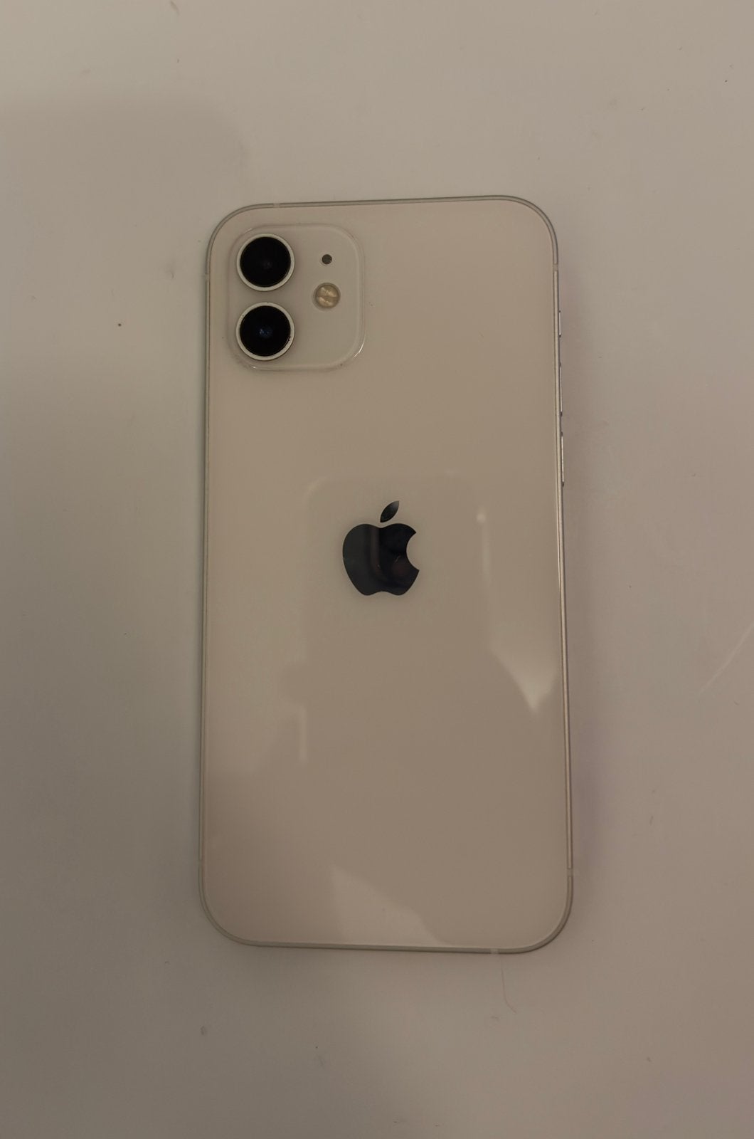 Foto 6 van Iphone 12, 128GB, Wit, 100 procent batterij