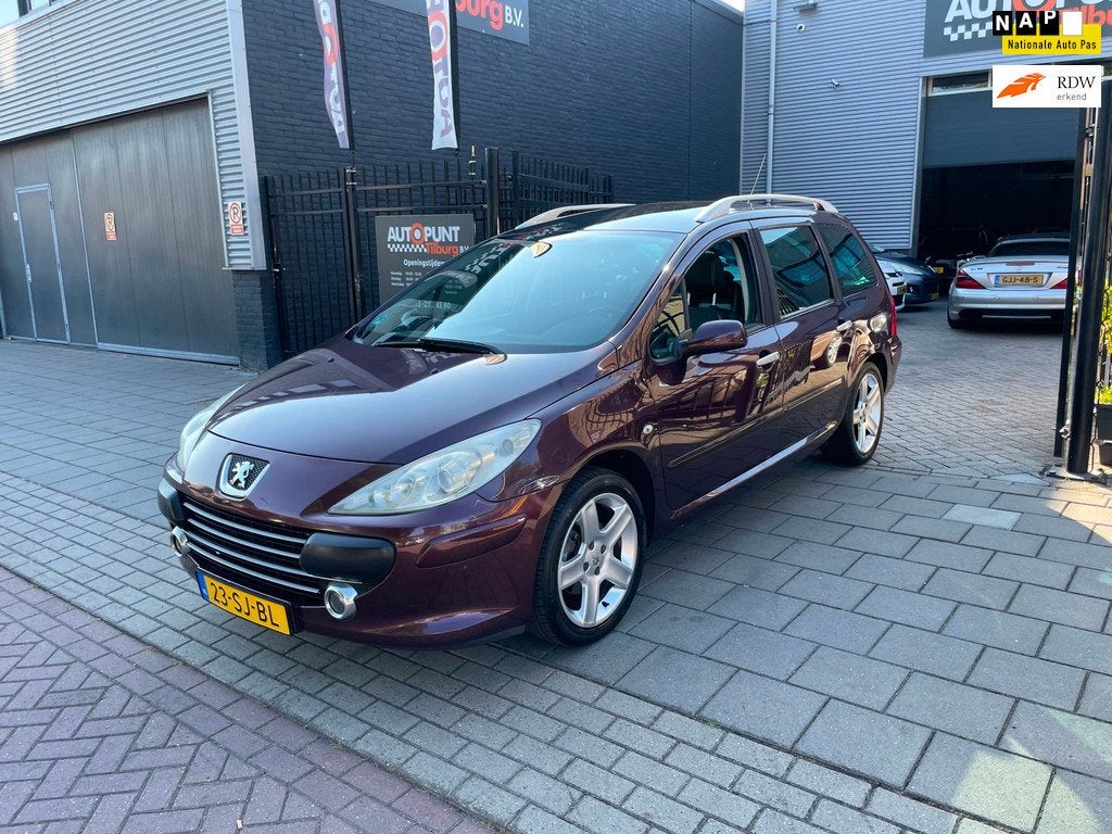 Peugeot 307 SW 2.0-16V XSi Trekhaak Airco Pano PDC Navi NAP, Auto's, Peugeot, 745 kg, Gebruikt, Origineel Nederlands, 1393 kg