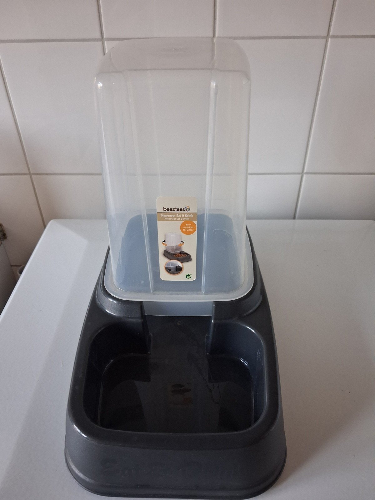 Te koop voercontainer voor kleine hond en/of kat, Ophalen of Verzenden, Nieuw