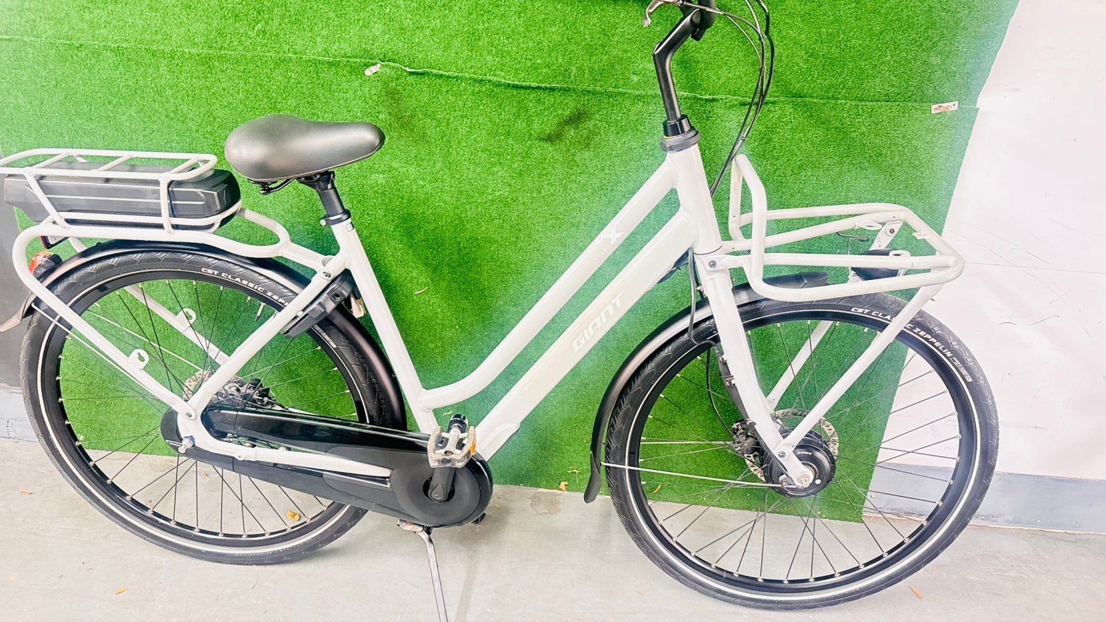 Elektrische fiets gaint te koop, Ophalen of Verzenden, Zo goed als nieuw, Overige merken
