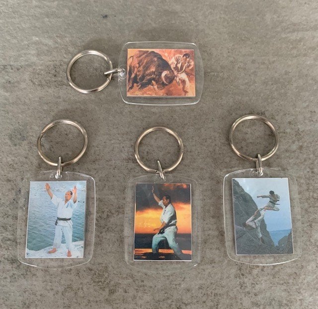kyokushin karate sleutelhangers fighters oyama met stier, Maat XL, Ophalen of Verzenden, Nieuw, Karate