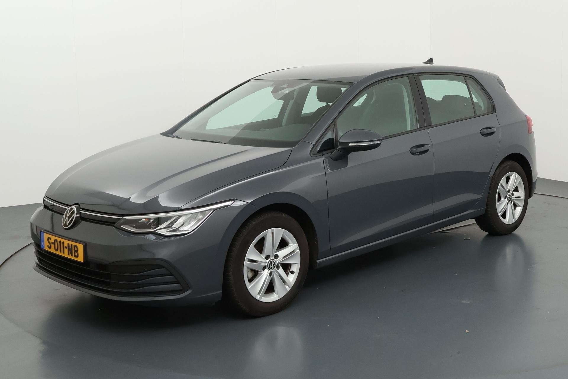 Volkswagen Golf 1.0 TSI Life Zuinige en Jonge Golf met Handg, Auto's, Voorwielaandrijving, Stof, Gebruikt, 620 kg