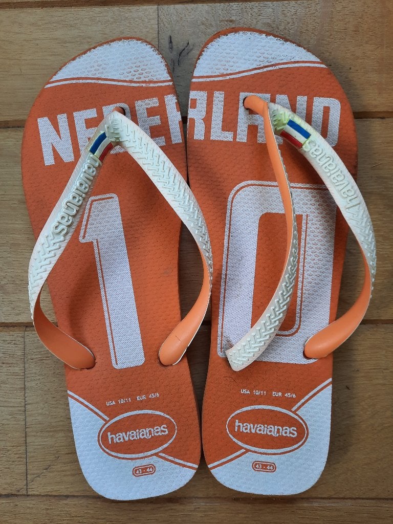 ORANJE VOETBAL HAVAIANAS oranje wit maat 43 / 44 - zgan, Ophalen of Verzenden, Zo goed als nieuw, Oranje of Koningsdag