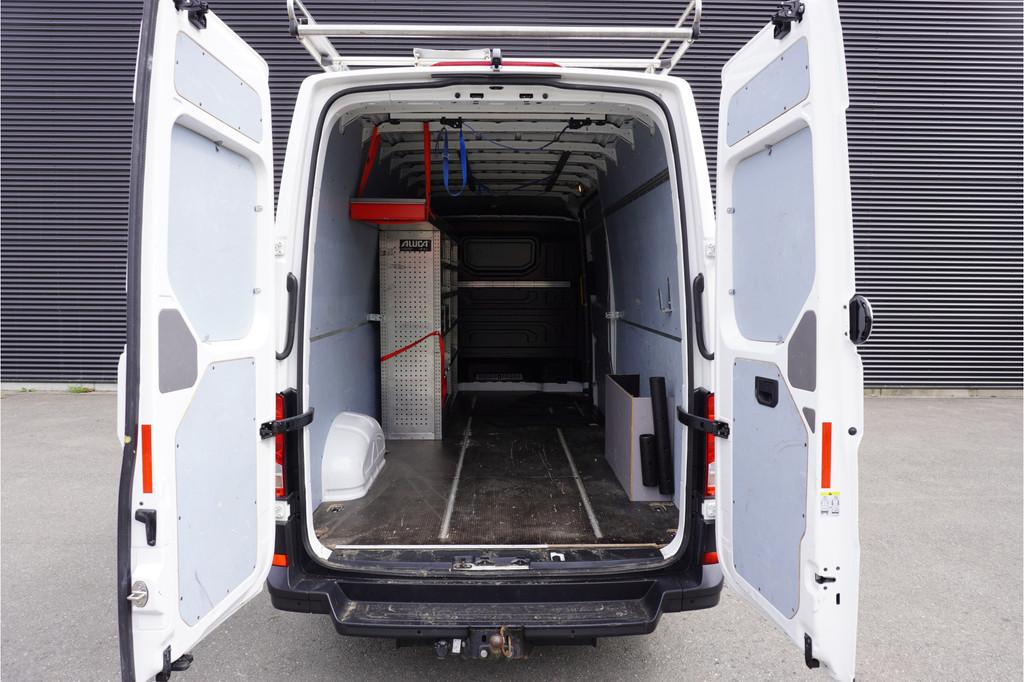 Volkswagen Crafter 140pk L4H3 360°Camera Trekhaak Apple Car, Gebruikt, Euro 6, 4 cilinders, Volkswagen
