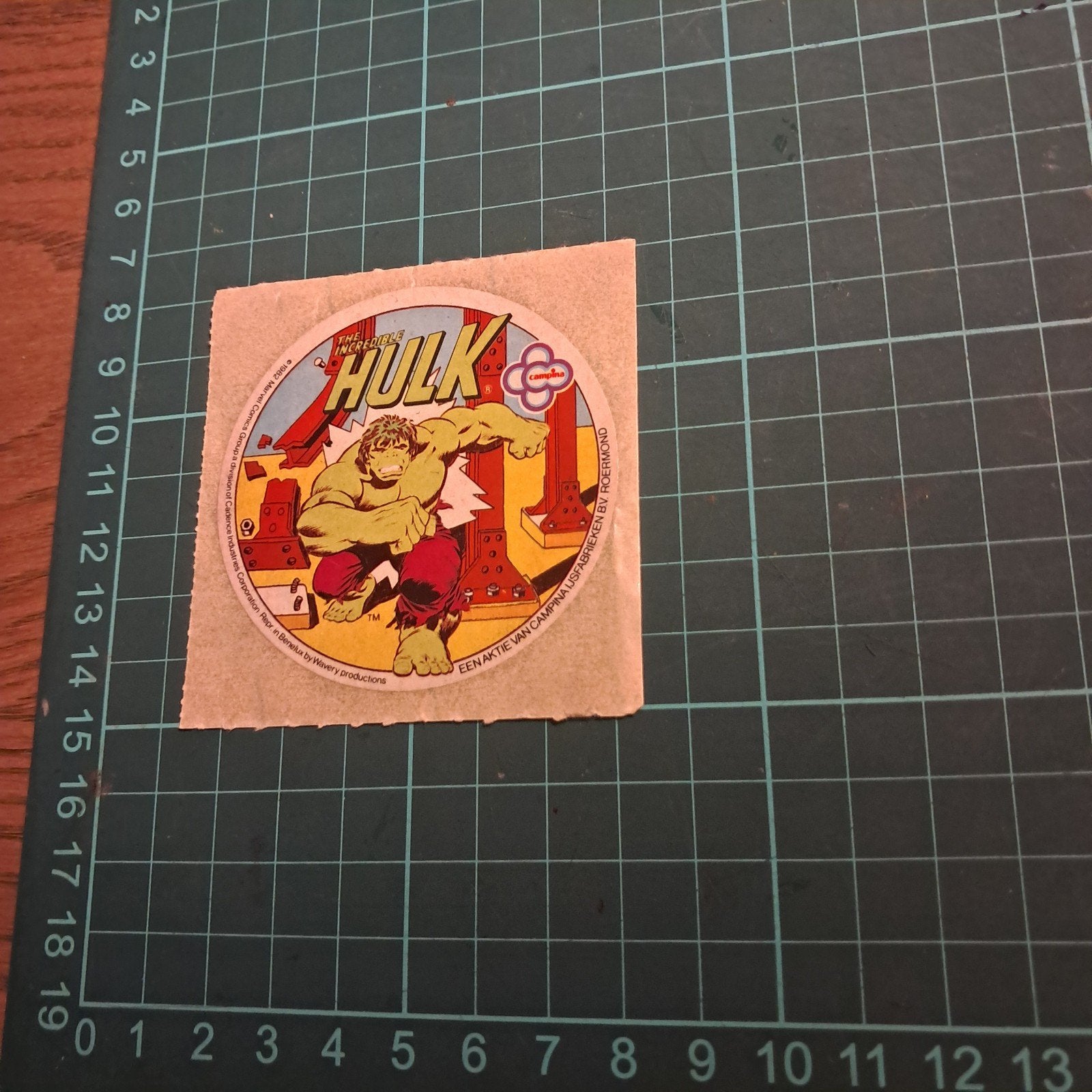 Vintage The Incredible Hulk sticker - jaren '80, Ophalen of Verzenden, Gebruikt, Strip of Tekenfilm