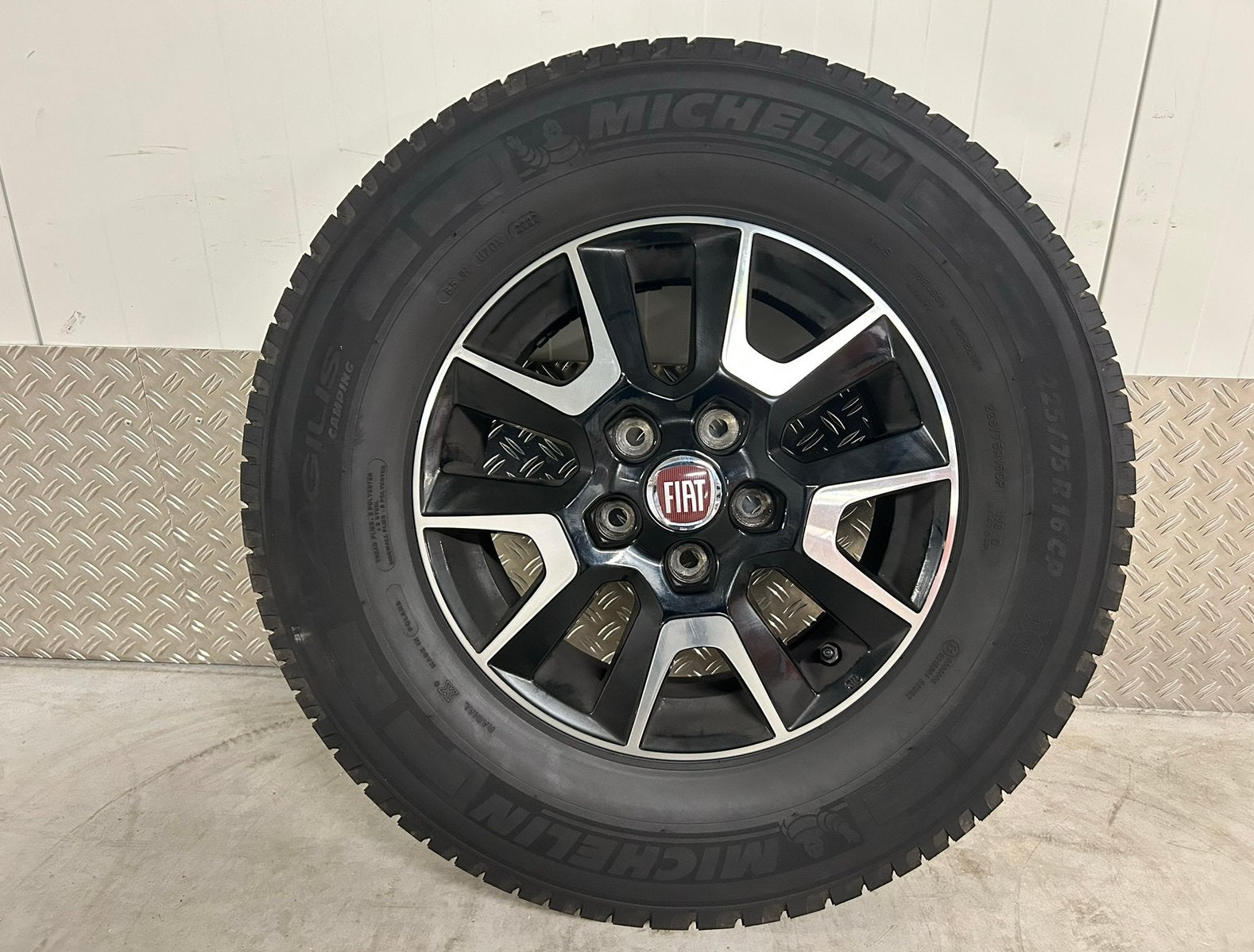 Fiat Ducato 5x118 reservewiel + Michelin Agilis 2022 7,5mm