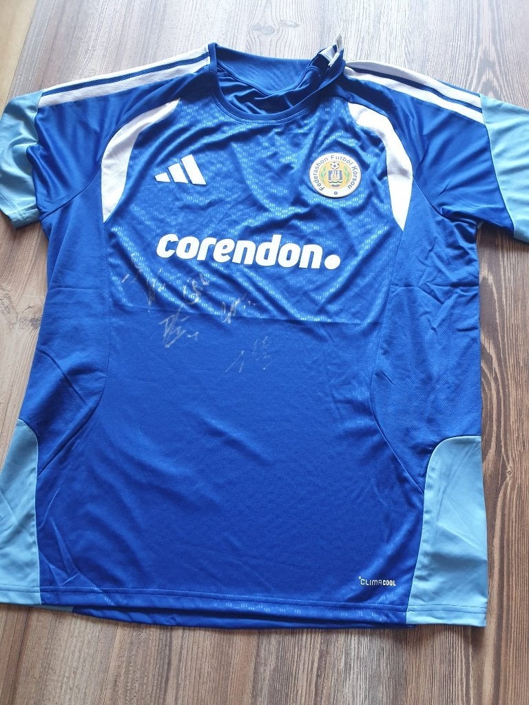 Gesigneerde voetbal- en BMX-items. Bieden., Ophalen of Verzenden, Nieuw, Shirt