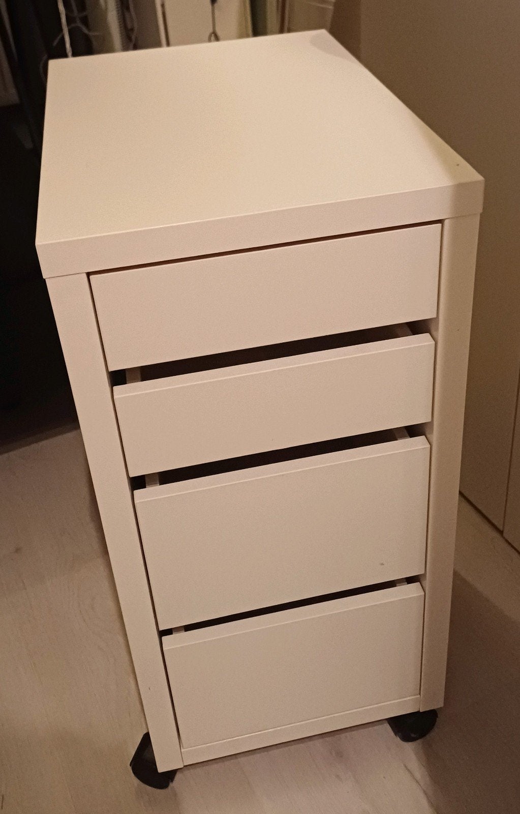 Ikea Micke ladeblok op wielen 35x75cm wit, Ophalen, Gebruikt, 3 of 4 laden, Minder dan 100 cm
