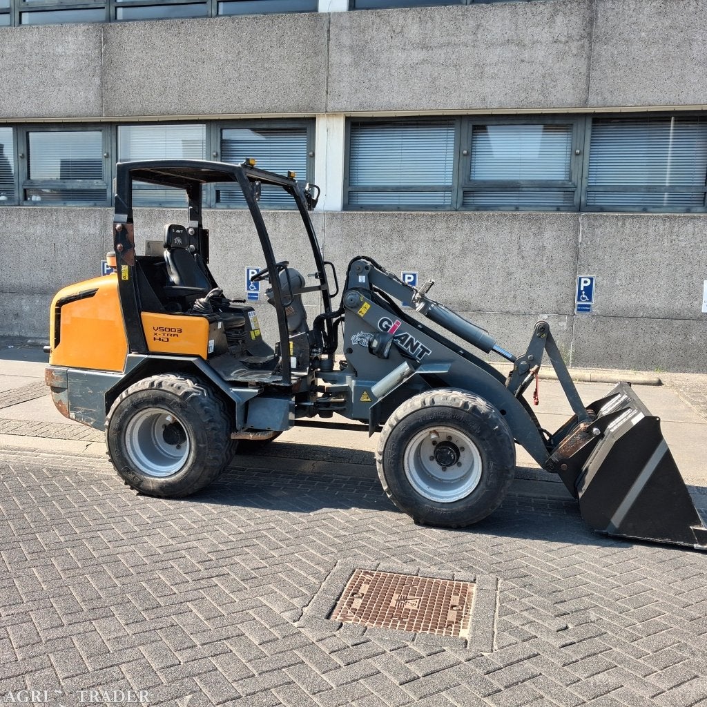 Giant V5003 Xtra., Niet opgegeven, -, Niet opgegeven, Wiellader of Shovel