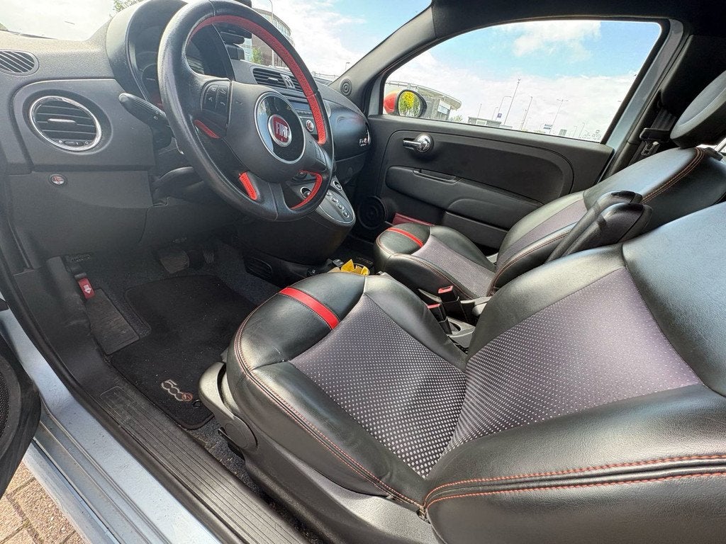 Fiat 500 E 24kwh Automaat 2e eig. Clima Cruise Leder PDC Voo, Auto's, Fiat, Zwart, Leder, Te koop, 1284 kg