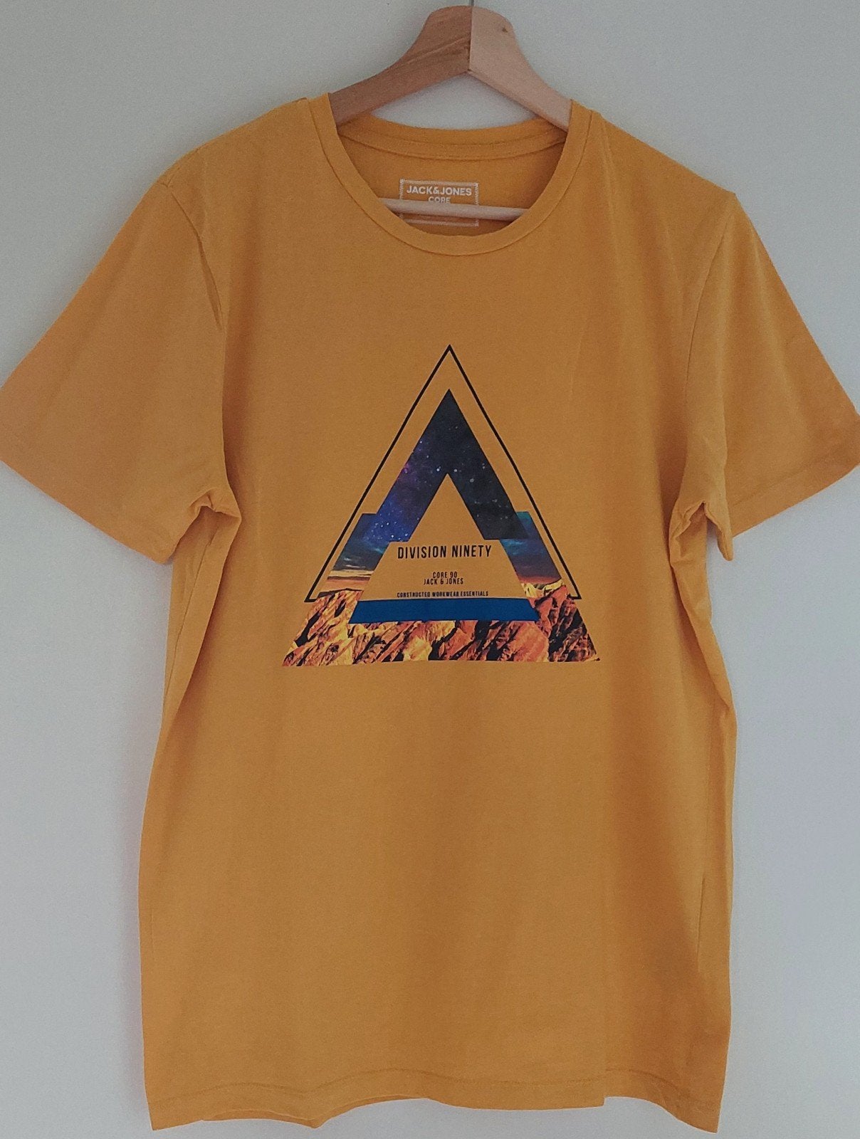 Jack & Jones Core slim fit heren t-shirt  L oker geel zgan, Kleding | Heren, T-shirts, Maat 52/54 (L), Geel, Ophalen of Verzenden