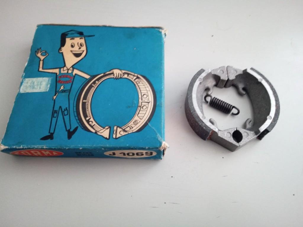Remschoenen / remsegmenten, oa Union tunit newfren forma, Fietsen en Brommers, Brommeronderdelen | Oldtimers, Ophalen of Verzenden