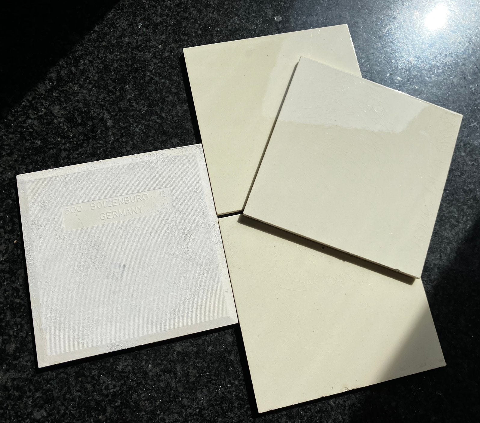 Originele jaren ‘20-‘30 wandtegels, roomwit, 99 stuks, Ophalen, Gebruikt, Minder dan 20 cm, Minder dan 20 cm