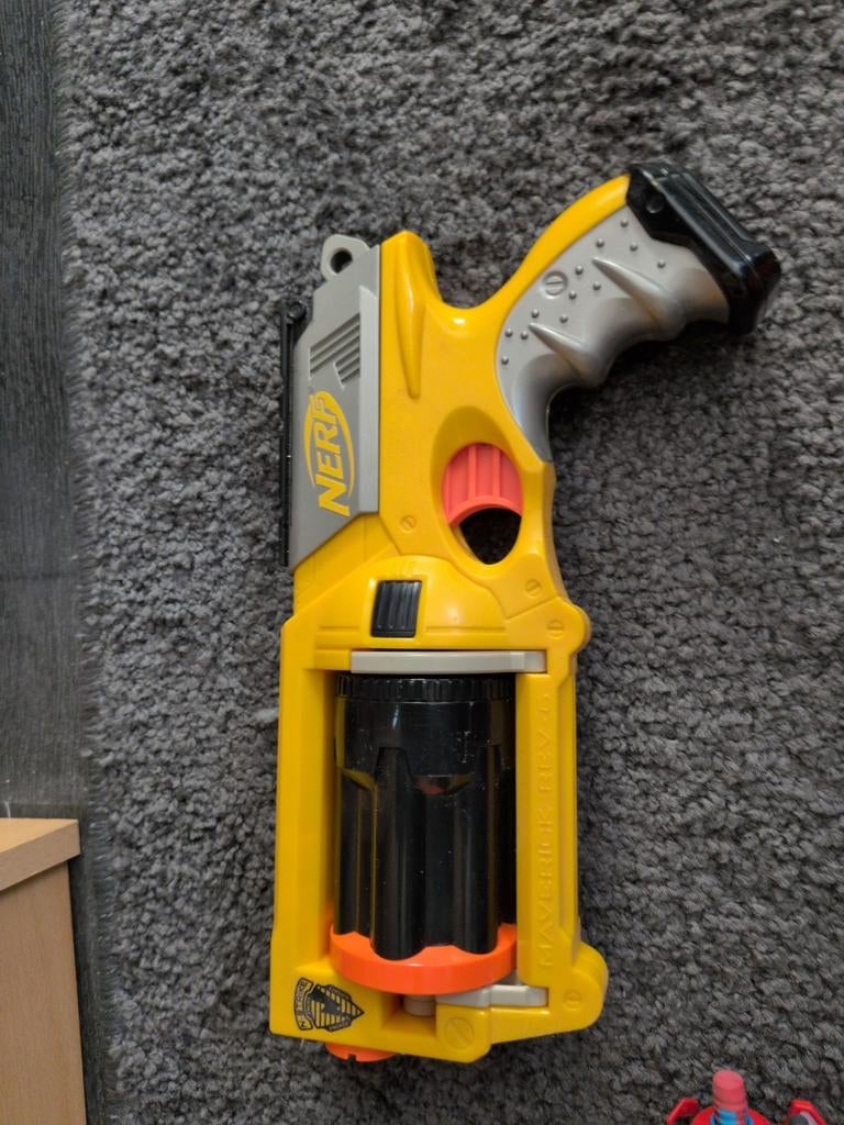 4 werkende Nerf pistolen, Tommy gun mist 2 darts, Ophalen of Verzenden, Gebruikt