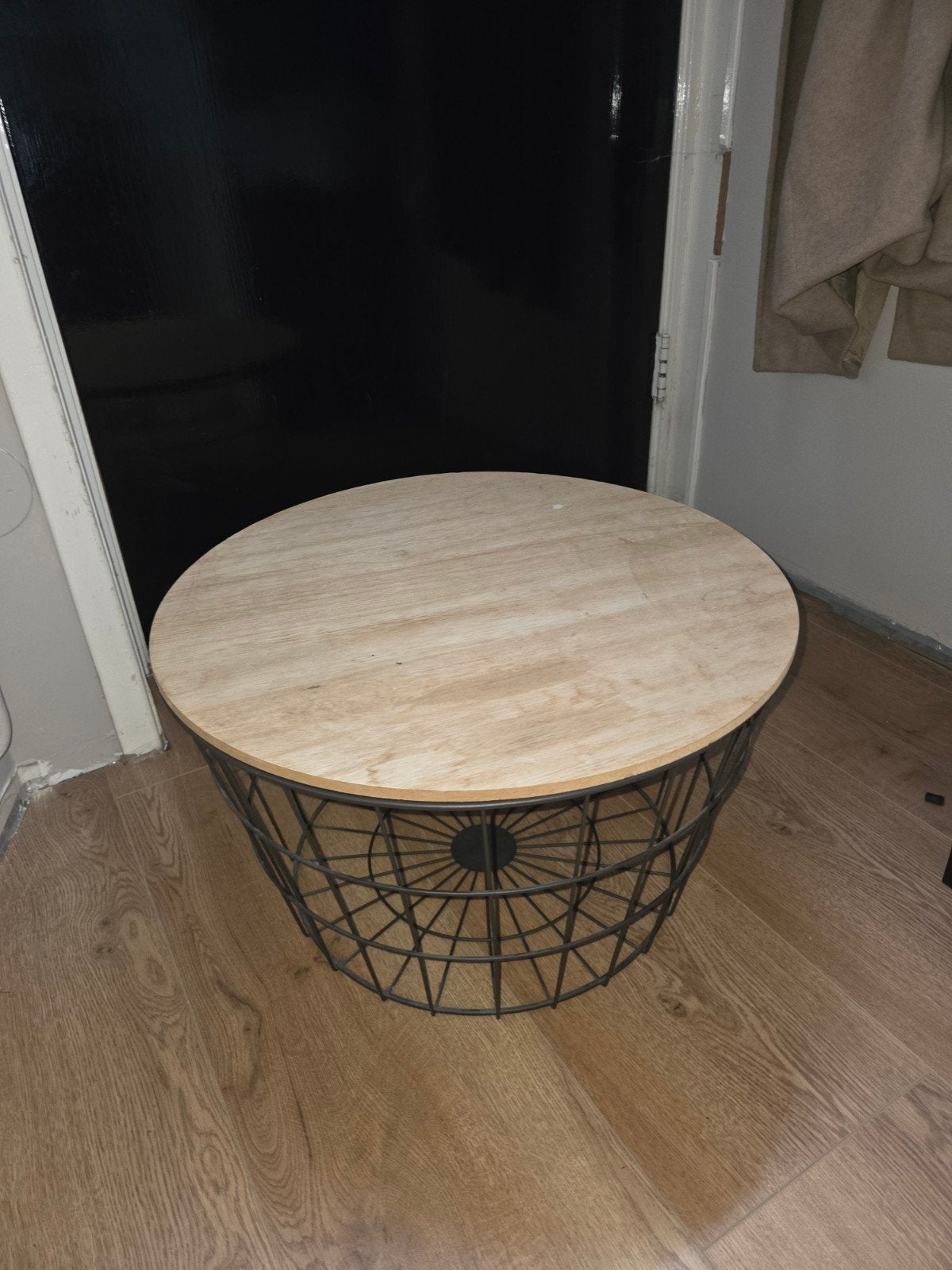 Salontafel/bijzettafel met opbergruimte, Minder dan 50 cm, Gebruikt, Modern, Industrieel, Rond