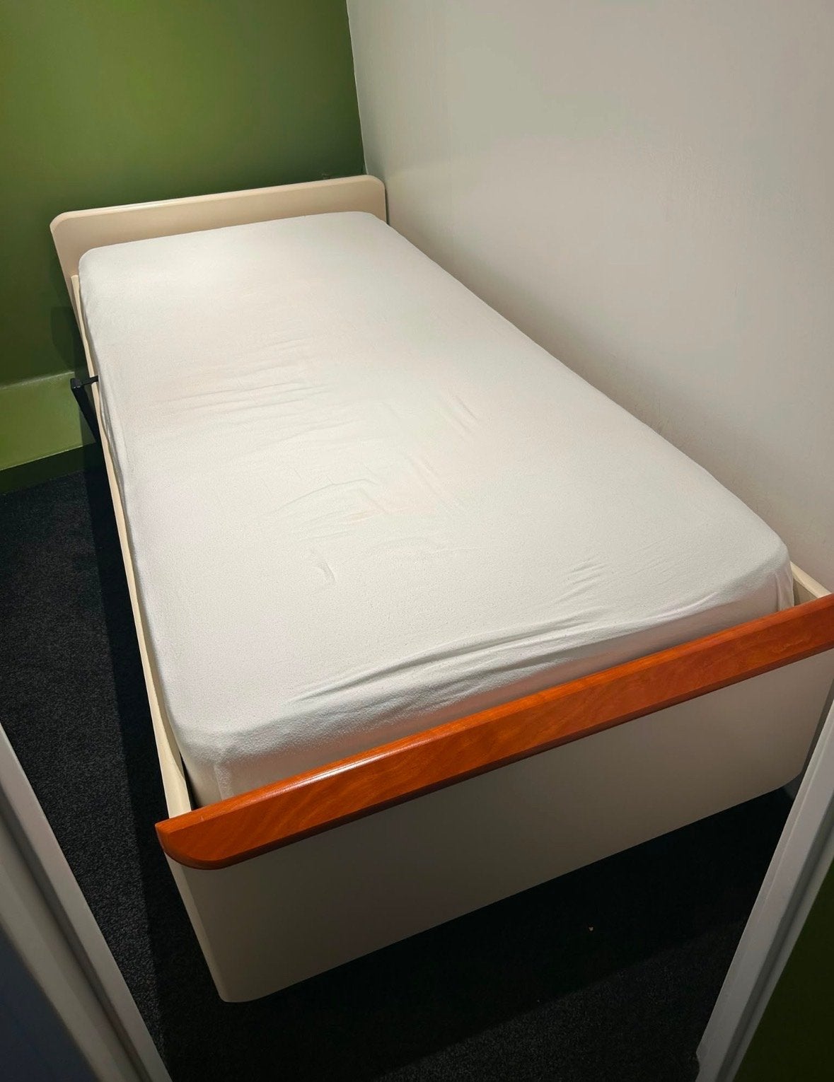 MOET WEG 1 persoonsbed met elektrische lattenbodem, Ophalen, 90 cm, Eenpersoons, Zwart