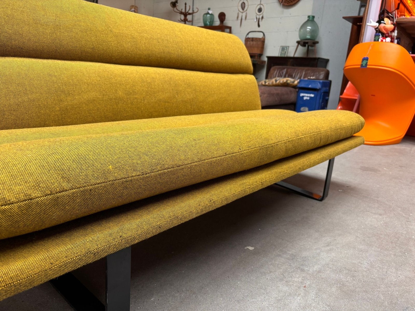 Vintage banken en stoelen, Ophalen