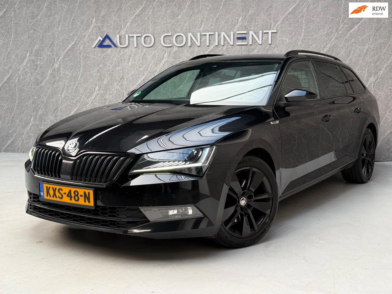 Skoda Superb Combi 1.5 TSI ACT / AUT / APK 2028 / ACC, Auto's, 730 kg, 4 cilinders, 150 pk, Alcantara