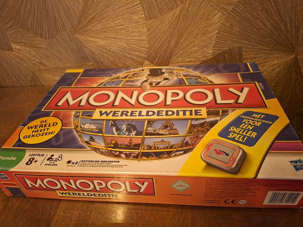 Monopoly Wereldeditie, Hobby en Vrije tijd, Gezelschapsspellen | Bordspellen, Vijf spelers of meer, Ophalen of Verzenden, Gebruikt