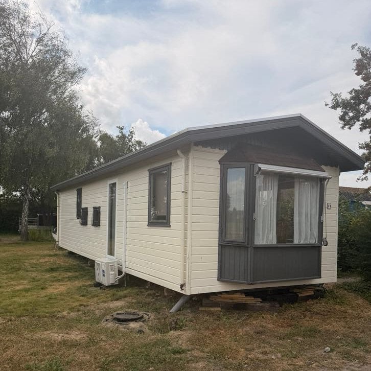 Chalet 42 m2 AIRCO/Dubbele beglazing INSTAPKLAAR, Caravans en Kamperen, Stacaravans, Tot en met 4
