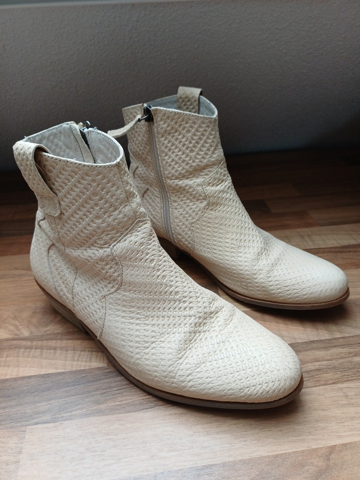 Piedi Nudi Western comfort Enkellaarsjes Geschubd Leer Crème, Kleding | Dames, Beige, Lage of Enkellaarzen, Ophalen of Verzenden