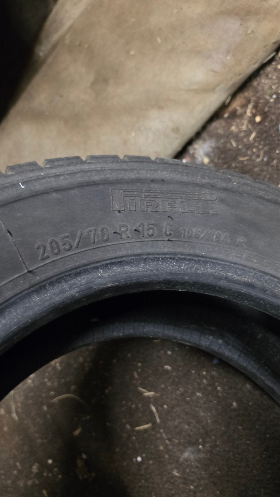 Pirelli Citynet Band – 205/70 R15 C - goed profiel, Ophalen of Verzenden, Gebruikt