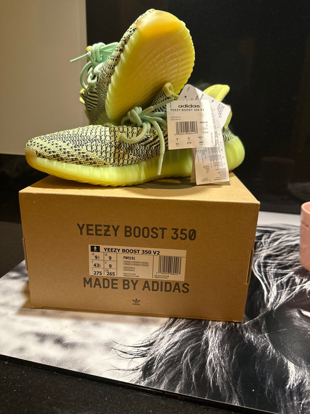 Adidas Yeezy Boost 350 V2 maat 43 1/3- Nieuw met doos, Kleding | Heren, Ophalen, Nieuw, Overige kleuren, Sneakers of Gympen