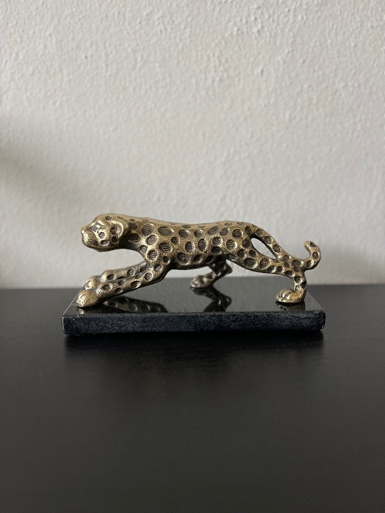 Decoratie marmer beeld sluipende luipaard panter leopard, Ophalen of Verzenden, Nieuw, Goud