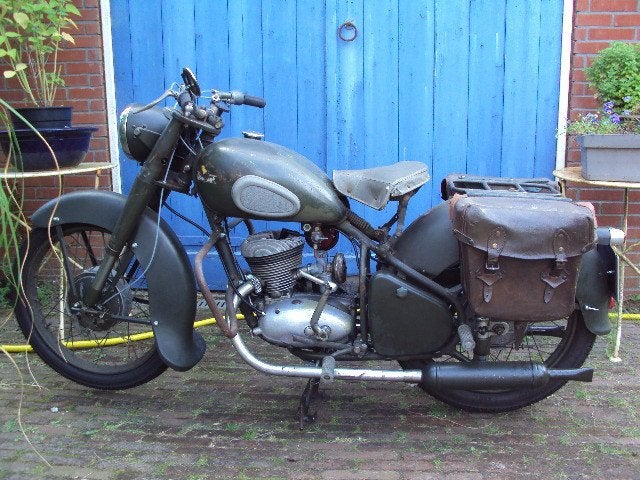 Peugeot 176TC Armee, Motoren, Motorrijbewijs A, Toermotor, 11 kW of minder, Handgeschakeld