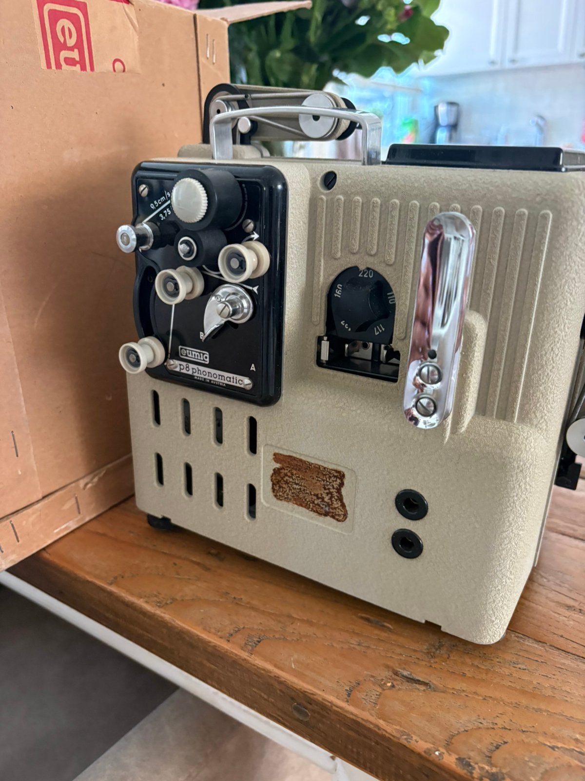 Eumig P8 filmprojector, Ophalen of Verzenden, 1960 tot 1980, Projector