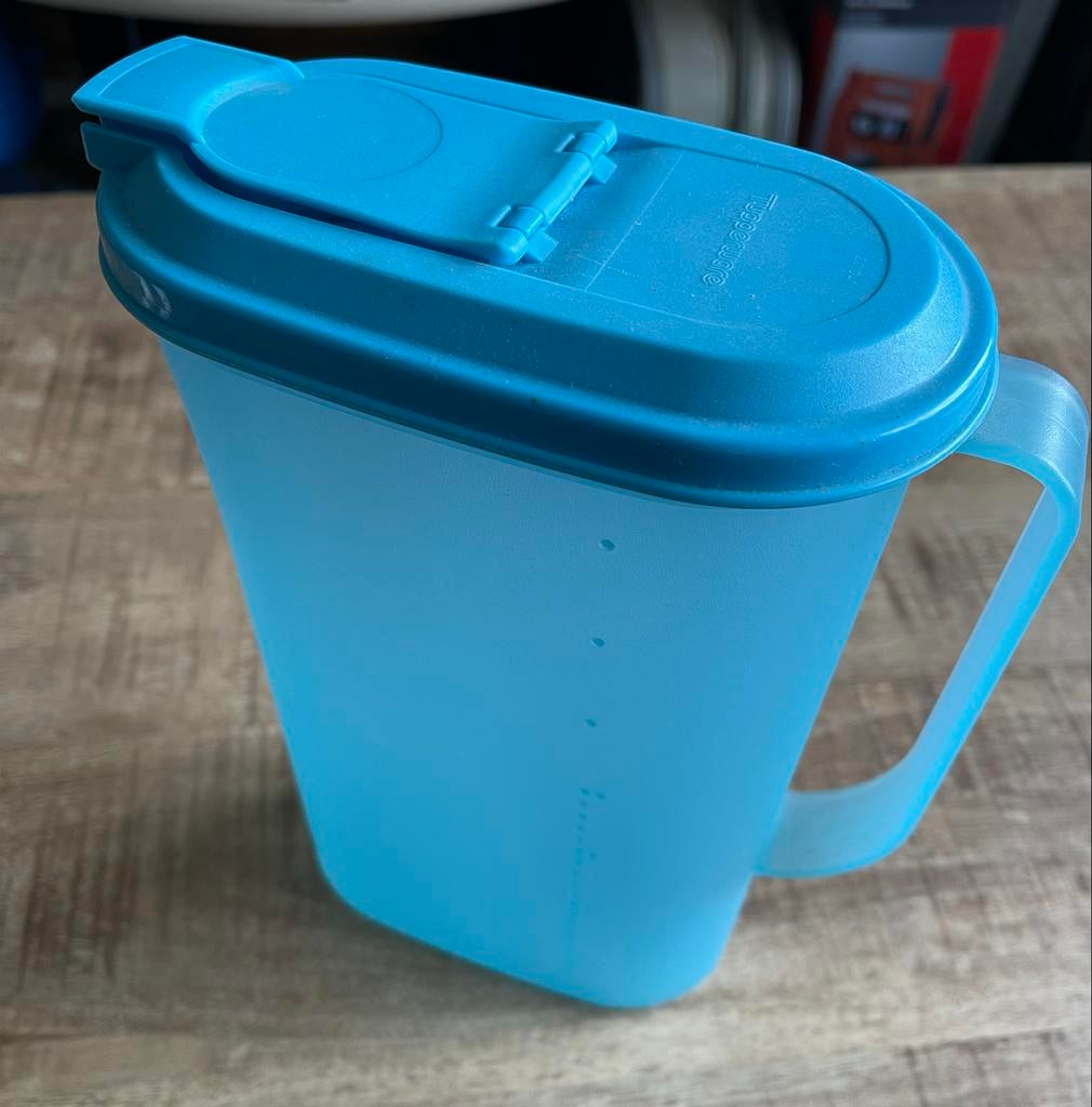 Tupperware kan - Blauw, Ophalen of Verzenden, Gebruikt, Blauw, Beker of Kan