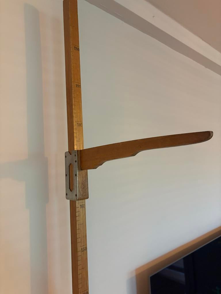 Vintage houten groeimeter - Antieke meetlat, Ophalen of Verzenden, Zo goed als nieuw