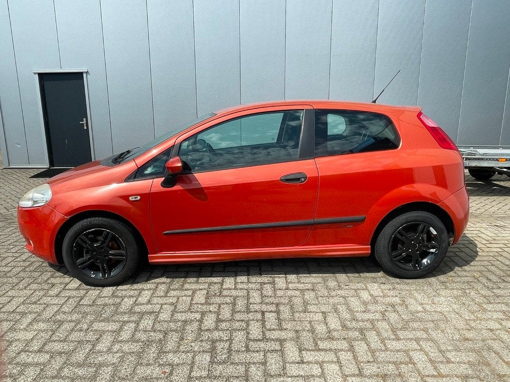 Fiat Grande Punto 1.2 Sportsound | APK t/m 12-06-2027, Stof, Grande Punto, Origineel Nederlands, Bedrijf