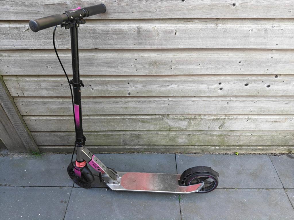 Oxelo Mid 9 step - Zwart/Roze, Ophalen, Gebruikt, Gewone step, Oxelo