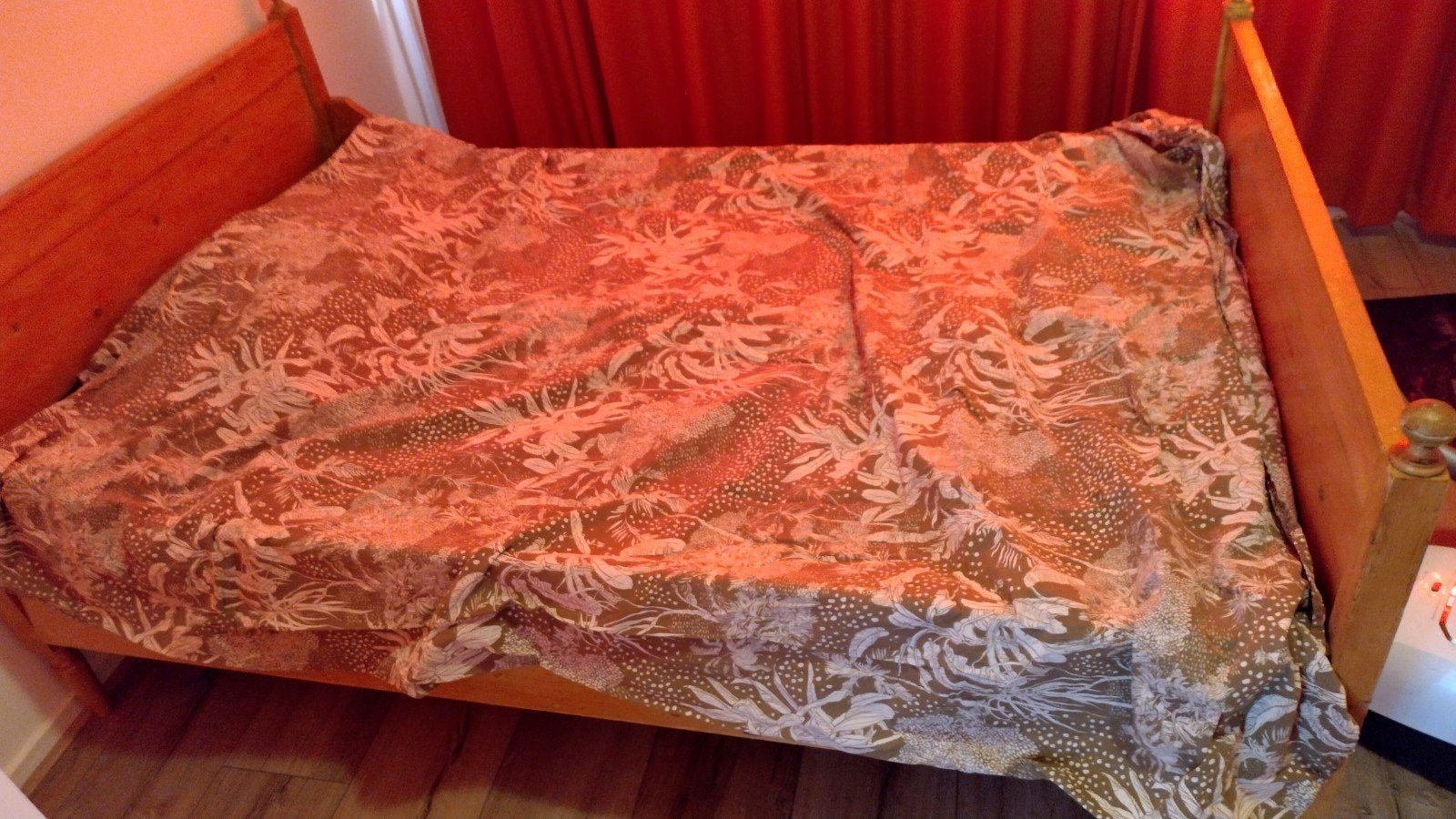 Antieke twijfelaar met lattenbodem en matras, Ophalen